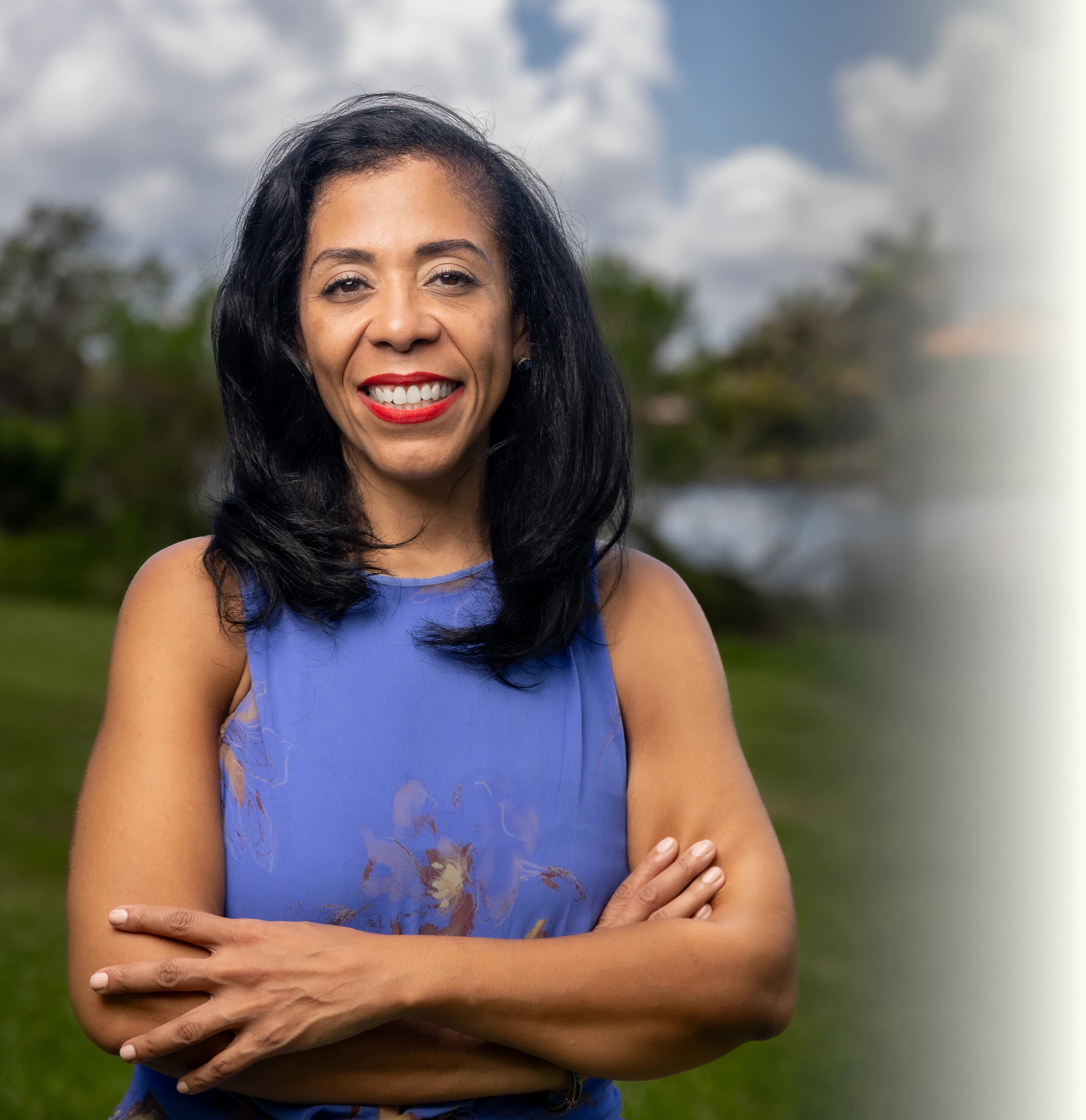 Patricia Alonzo full body landing page shot